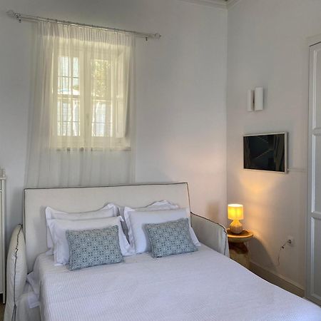 Halki Sea Breeze - A Waterfront Villa Экстерьер фото